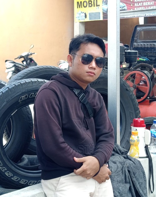 Rino Ariansyah - Programmer ZathSoft